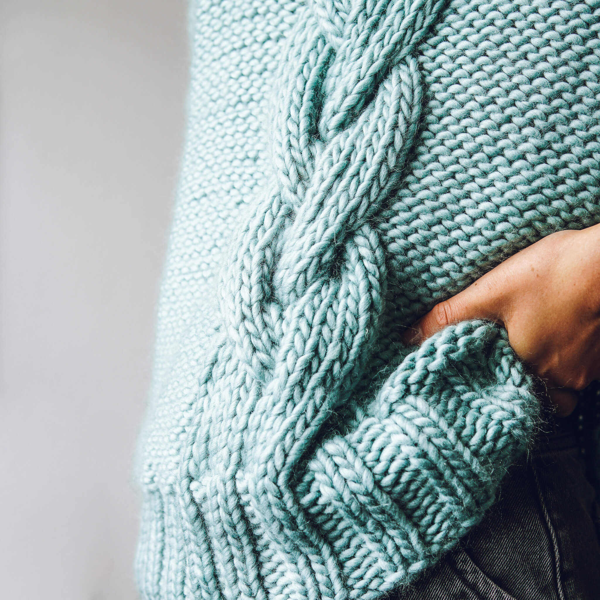 Chunky Cable Knit Sweater Knitting Pattern