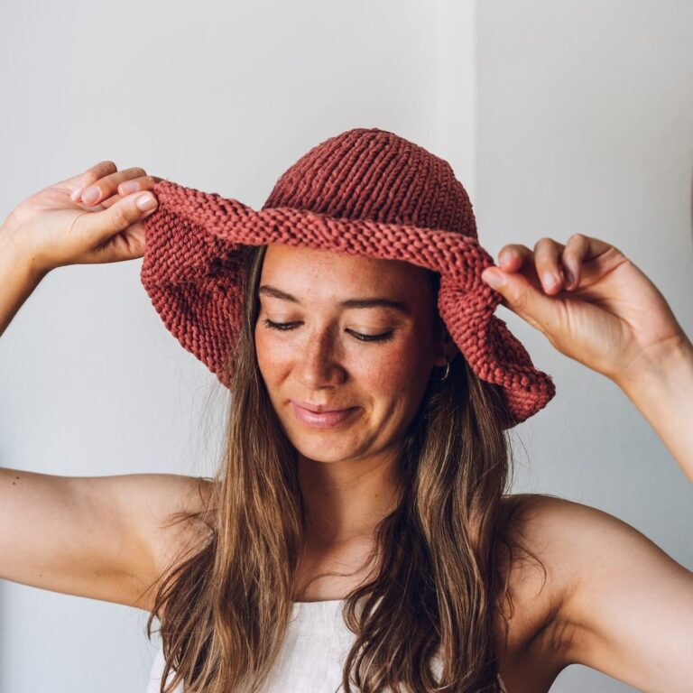 DSC02954-BIG-COTTON-YARN-KNITTED-BUCKET-HAT-LAUREN-ASTON-DESIGNS-1.jpg