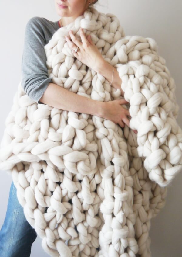 Chunky Knit Blanket DIY KITS for Adults Make Your Own Super -   Chunky  knit blanket diy, Chunky knit blanket, Crochet blanket kit