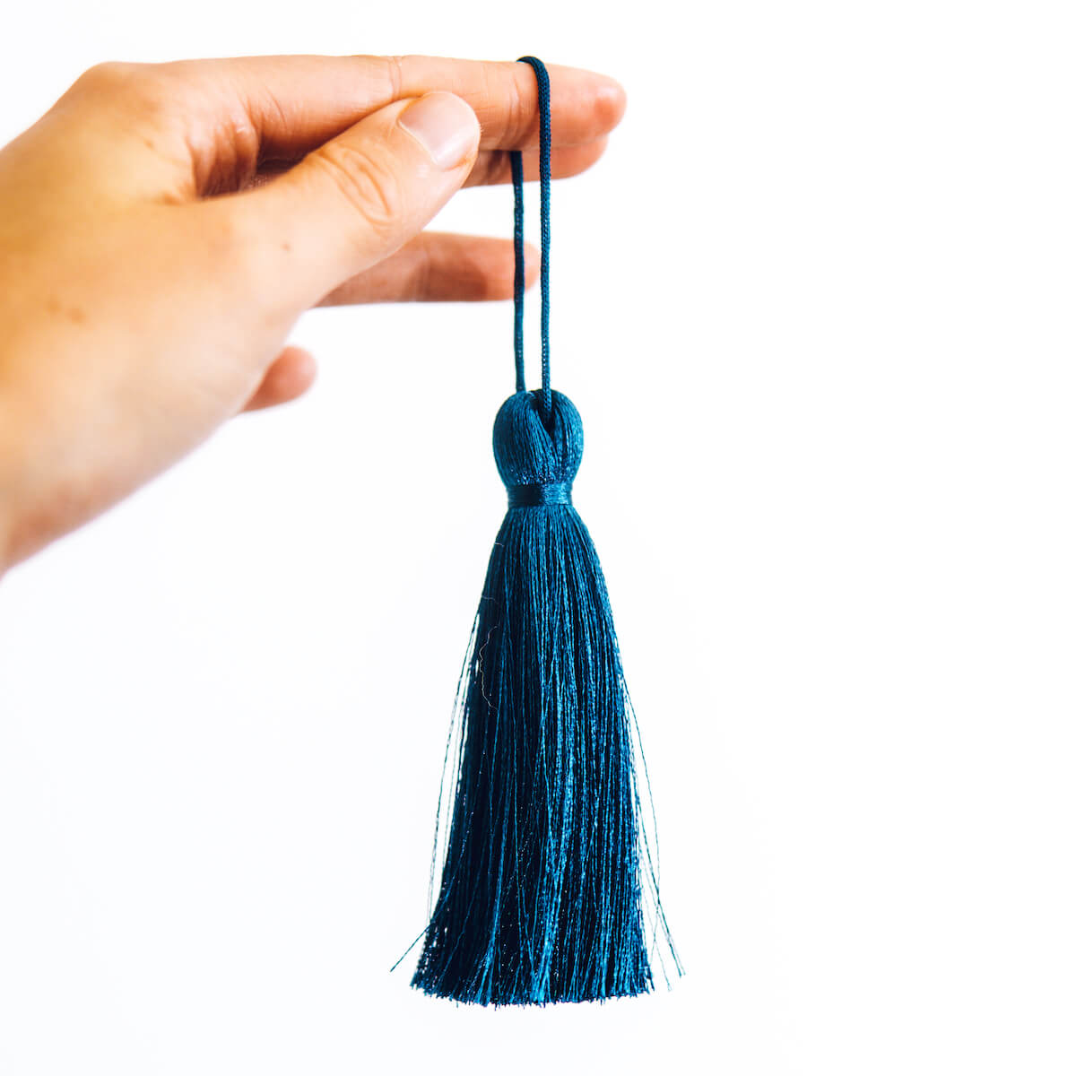 Wholesale Small Artificial Rayon Silk Tassels for Jewelry Making