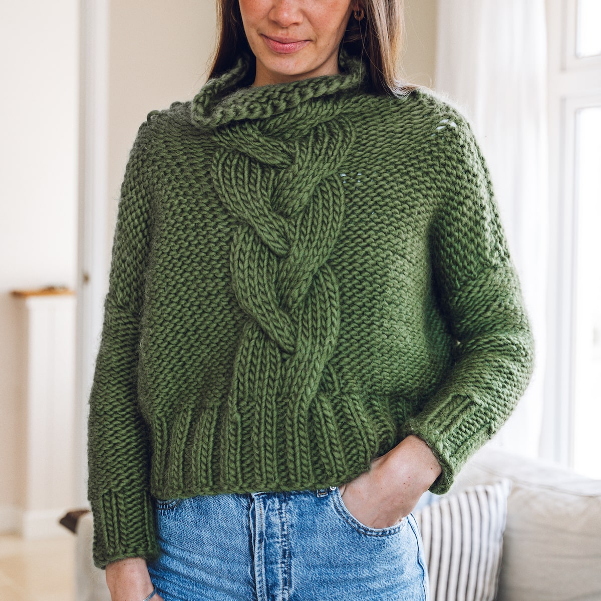 FOREST-CROPPED-CABLE-KNIT-JUMPER-SUPER-CHUNKY-YARN-LAUREN-ASTON-DESIGNS-1
