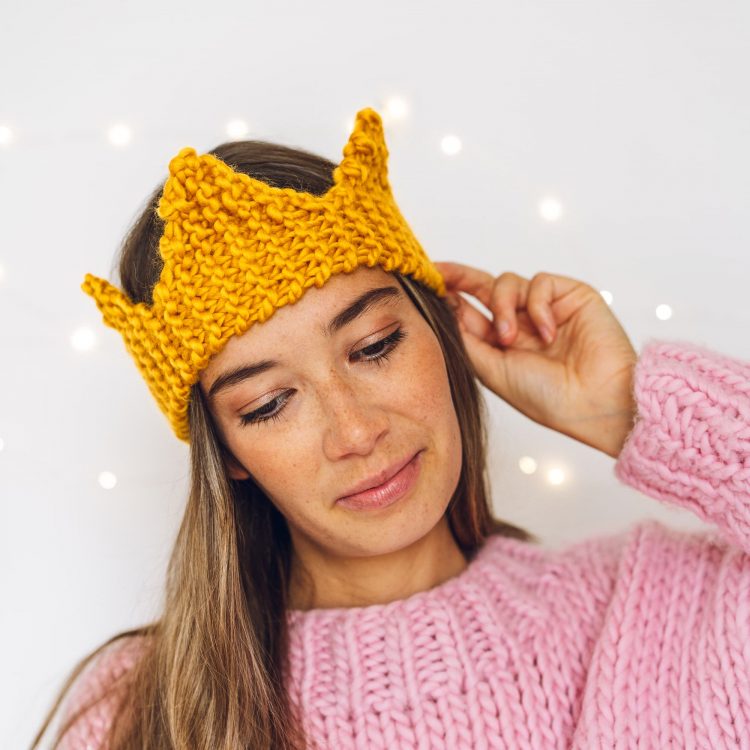 KNITTED-CROWN-PARTY-CHRISTMAS-LAUREN-ASTON-DESIGNS-11