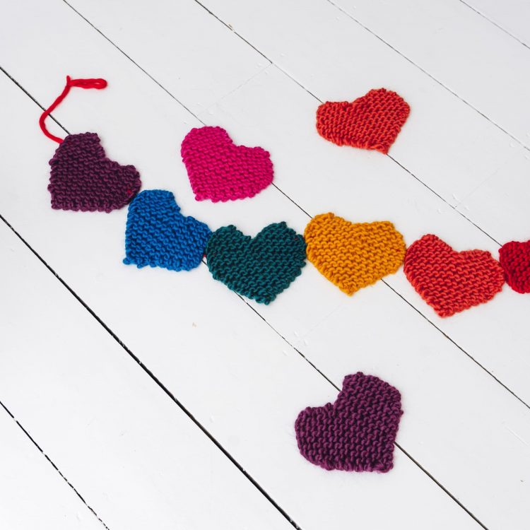 KNITTED-HEART-VALENTINES-DAY-LAUREN-ASTON-DESIGNS-13-1.jpg