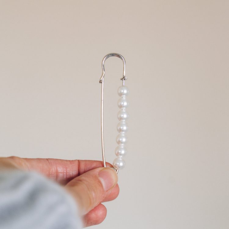 silver pearl pin